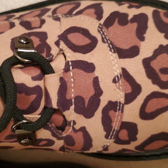 Kenneth Cole Waterproof Rhyme Hiker - Picture 4 of 12